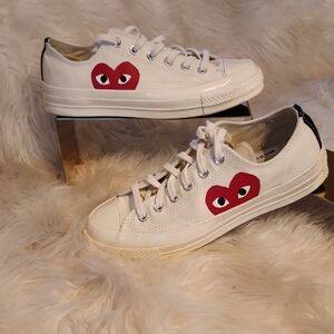 Worn Once... Converse Play COMME DES GARCONS X. Women 8 / Men 6 (Unisex)